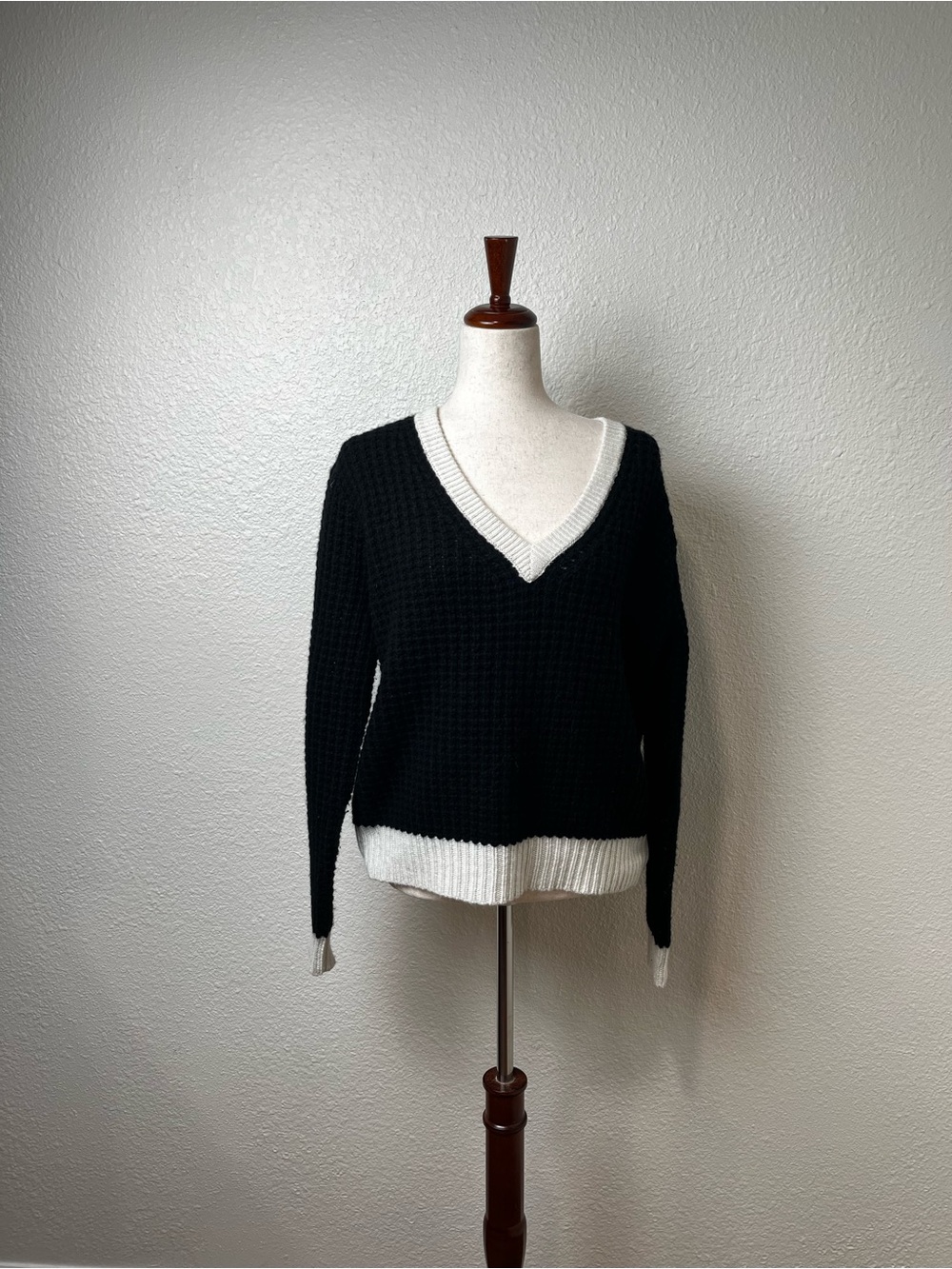 Madeleine Thompson Back Sweater with White Trim Size Medium